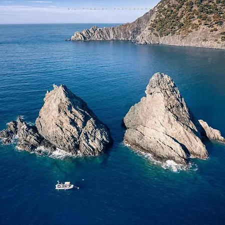 Delyos, Climatisation Et Apartment